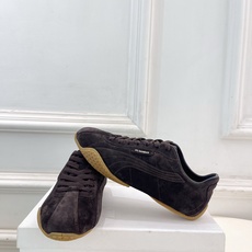 Jil Sander(吉尔·桑达)2026 春夏新品 JD x PUMA联名款阿甘休闲运动鞋—————— Jil Sander(吉尔·桑达)2026 春夏新品 JD x PUMA联名款阿甘休闲运动鞋——————