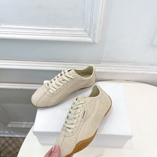 Jil Sander(吉尔·桑达)2026 春夏新品 JD x PUMA联名款阿甘休闲运动鞋—————— Jil Sander(吉尔·桑达)2026 春夏新品 JD x PUMA联名款阿甘休闲运动鞋——————
