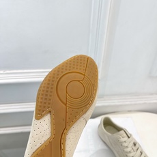 Jil Sander(吉尔·桑达)2026 春夏新品 JD x PUMA联名款阿甘休闲运动鞋—————— Jil Sander(吉尔·桑达)2026 春夏新品 JD x PUMA联名款阿甘休闲运动鞋——————