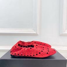 ALAÏA 阿莱亚26𝐬𝐬 2026春夏新品 秀场同款 松紧褶皱镂空平底芭蕾舞鞋—————————Al ALAÏA 阿莱亚26𝐬𝐬 2026春夏新品 秀场同款 松紧褶皱镂空平底芭蕾舞鞋—————————Al