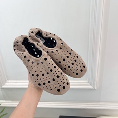 ALAÏA 阿莱亚26𝐬𝐬 2026春夏新品 秀场同款 松紧褶皱镂空平底芭蕾舞鞋—————————Al ALAÏA 阿莱亚26𝐬𝐬 2026春夏新品 秀场同款 松紧褶皱镂空平底芭蕾舞鞋—————————Al