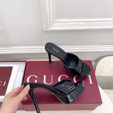 Gucci | 古驰 26𝐬𝐬 ⭐️ G家 主打系列终于面世,狠货值得期待!原有的经典 创造新设计 Gucci | 古驰 26𝐬𝐬 ⭐️ G家 主打系列终于面世,狠货值得期待!原有的经典 创造新设计