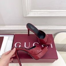 Gucci | 古驰 26𝐬𝐬 ⭐️ G家 主打系列终于面世,狠货值得期待!原有的经典 创造新设计 Gucci | 古驰 26𝐬𝐬 ⭐️ G家 主打系列终于面世,狠货值得期待!原有的经典 创造新设计