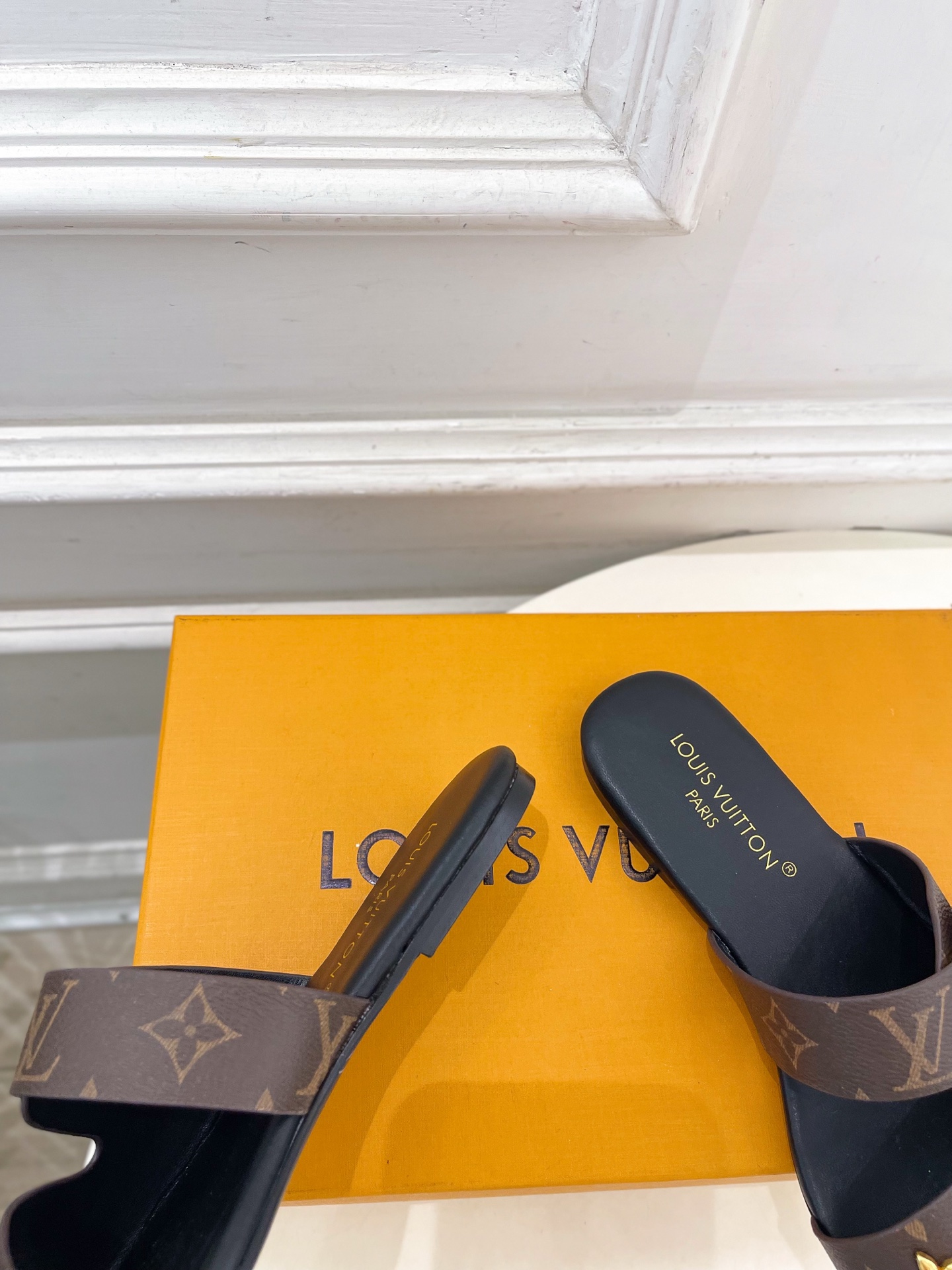 LV  | 路易威登  26𝐬𝐬 🧡💚2026春夏新款 顶级版本‼️原版一致专柜主打最新款 LV 金属扣