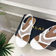 ALAÏA 阿莱亚26𝐬𝐬 2026春夏新品 秀场同款 镂空渔网平底夹脚凉鞋—————————Alaï ALAÏA 阿莱亚26𝐬𝐬 2026春夏新品 秀场同款 镂空渔网平底夹脚凉鞋—————————Alaï