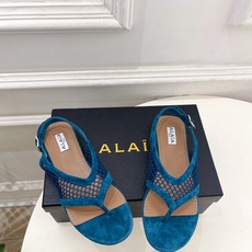 ALAÏA 阿莱亚26𝐬𝐬 2026春夏新品 秀场同款 镂空渔网平底夹脚凉鞋—————————Alaï ALAÏA 阿莱亚26𝐬𝐬 2026春夏新品 秀场同款 镂空渔网平底夹脚凉鞋—————————Alaï