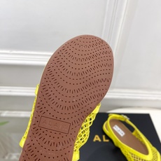 ALAÏA 阿莱亚26𝐬𝐬 2026春夏新品 秀场同款 镂空渔网平底夹脚凉鞋—————————Alaï ALAÏA 阿莱亚26𝐬𝐬 2026春夏新品 秀场同款 镂空渔网平底夹脚凉鞋—————————Alaï