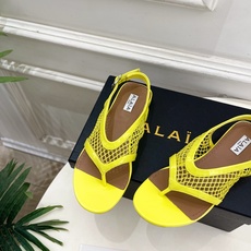 ALAÏA 阿莱亚26𝐬𝐬 2026春夏新品 秀场同款 镂空渔网平底夹脚凉鞋—————————Alaï ALAÏA 阿莱亚26𝐬𝐬 2026春夏新品 秀场同款 镂空渔网平底夹脚凉鞋—————————Alaï