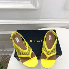 ALAÏA 阿莱亚26𝐬𝐬 2026春夏新品 秀场同款 镂空渔网平底夹脚凉鞋—————————Alaï ALAÏA 阿莱亚26𝐬𝐬 2026春夏新品 秀场同款 镂空渔网平底夹脚凉鞋—————————Alaï
