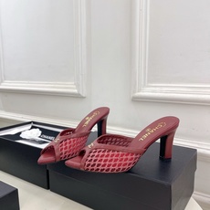 𝐂𝐇𝐀𝐍𝐄𝐋 | 小香 26𝐬𝐬 🦋2026 春夏新品 专柜经典走秀款 小香双C网面镂空鱼嘴粗跟拖 𝐂𝐇𝐀𝐍𝐄𝐋 | 小香 26𝐬𝐬 🦋2026 春夏新品 专柜经典走秀款 小香双C网面镂空鱼嘴粗跟拖