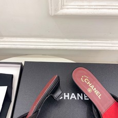 𝐂𝐇𝐀𝐍𝐄𝐋 | 小香 26𝐬𝐬 🦋2026 春夏新品 专柜经典走秀款 小香双C网面镂空鱼嘴粗跟拖 𝐂𝐇𝐀𝐍𝐄𝐋 | 小香 26𝐬𝐬 🦋2026 春夏新品 专柜经典走秀款 小香双C网面镂空鱼嘴粗跟拖