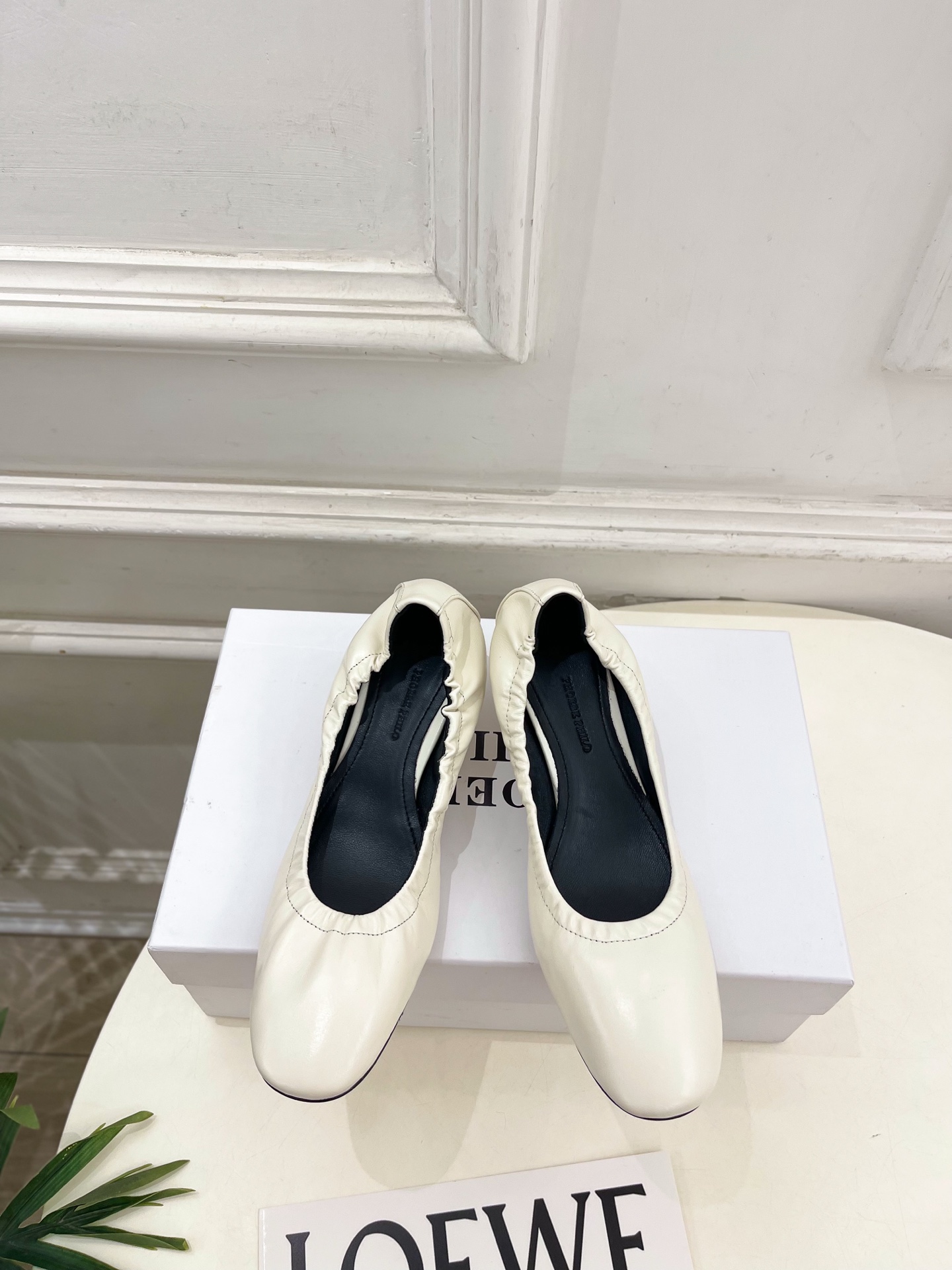 PHOEBE PHILO 2026春夏新品 极简猫跟松紧奶奶鞋芭蕾舞鞋—————————作为这两年最受欢