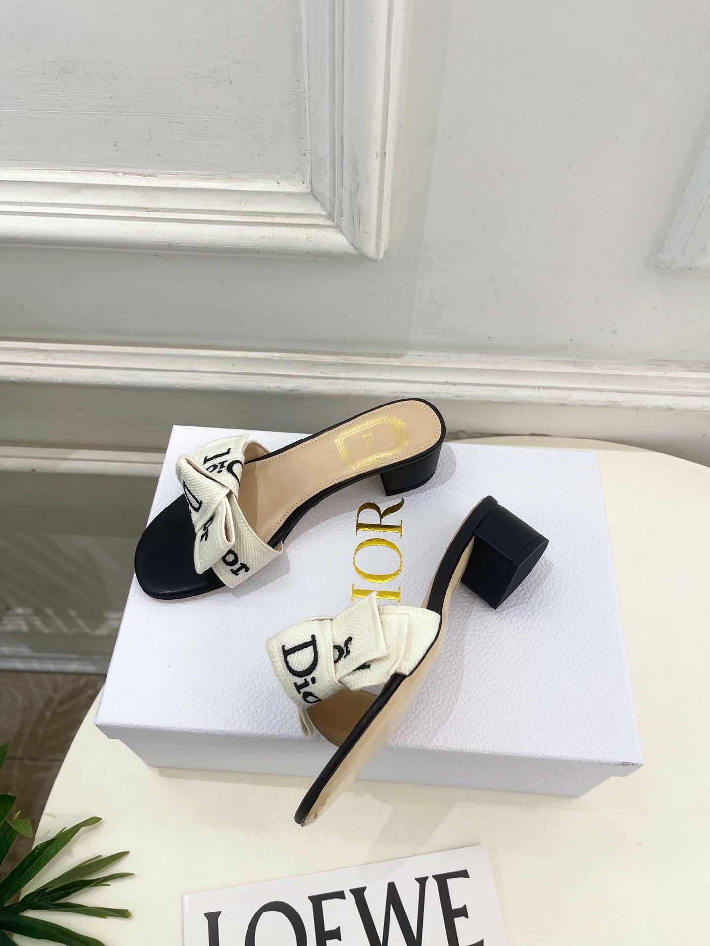 Dior |  迪奥  26𝐬𝐬 🧡💚2026春夏新品 顶级版本⚠️专柜主打新款  J'Adior刺绣饰
