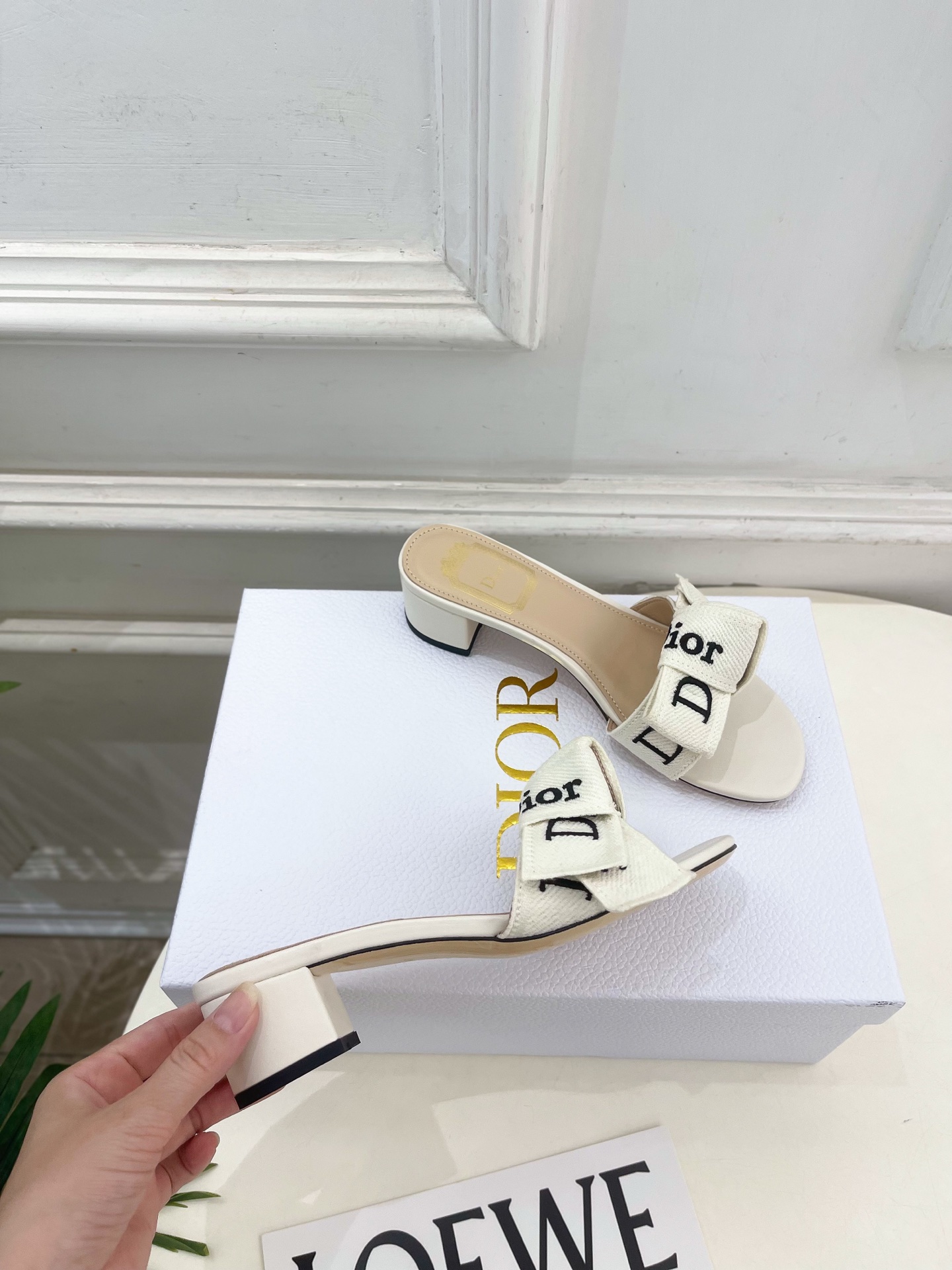 Dior |  迪奥  26𝐬𝐬 🧡💚2026春夏新品 顶级版本⚠️专柜主打新款  J'Adior刺绣饰
