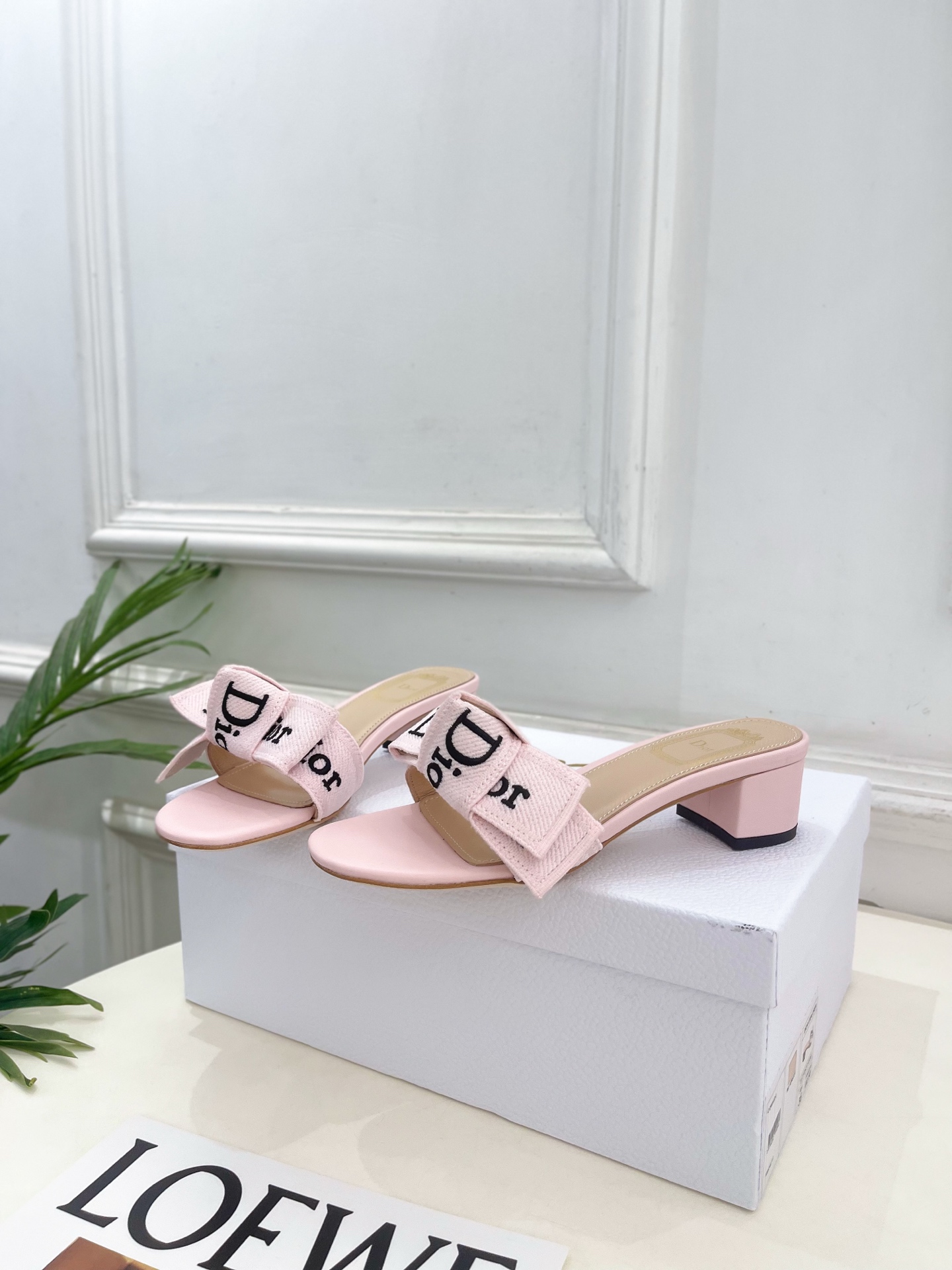 Dior |  迪奥  26𝐬𝐬 🧡💚2026春夏新品 顶级版本⚠️专柜主打新款  J'Adior刺绣饰