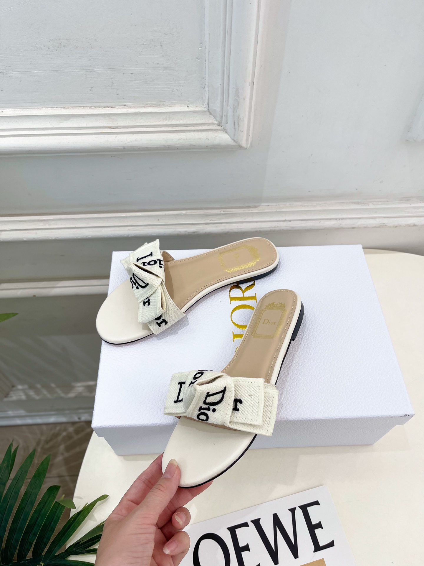 Dior |  迪奥  26𝐬𝐬 🧡💚2026春夏新品 顶级版本⚠️专柜主打新款  J'Adior刺绣饰