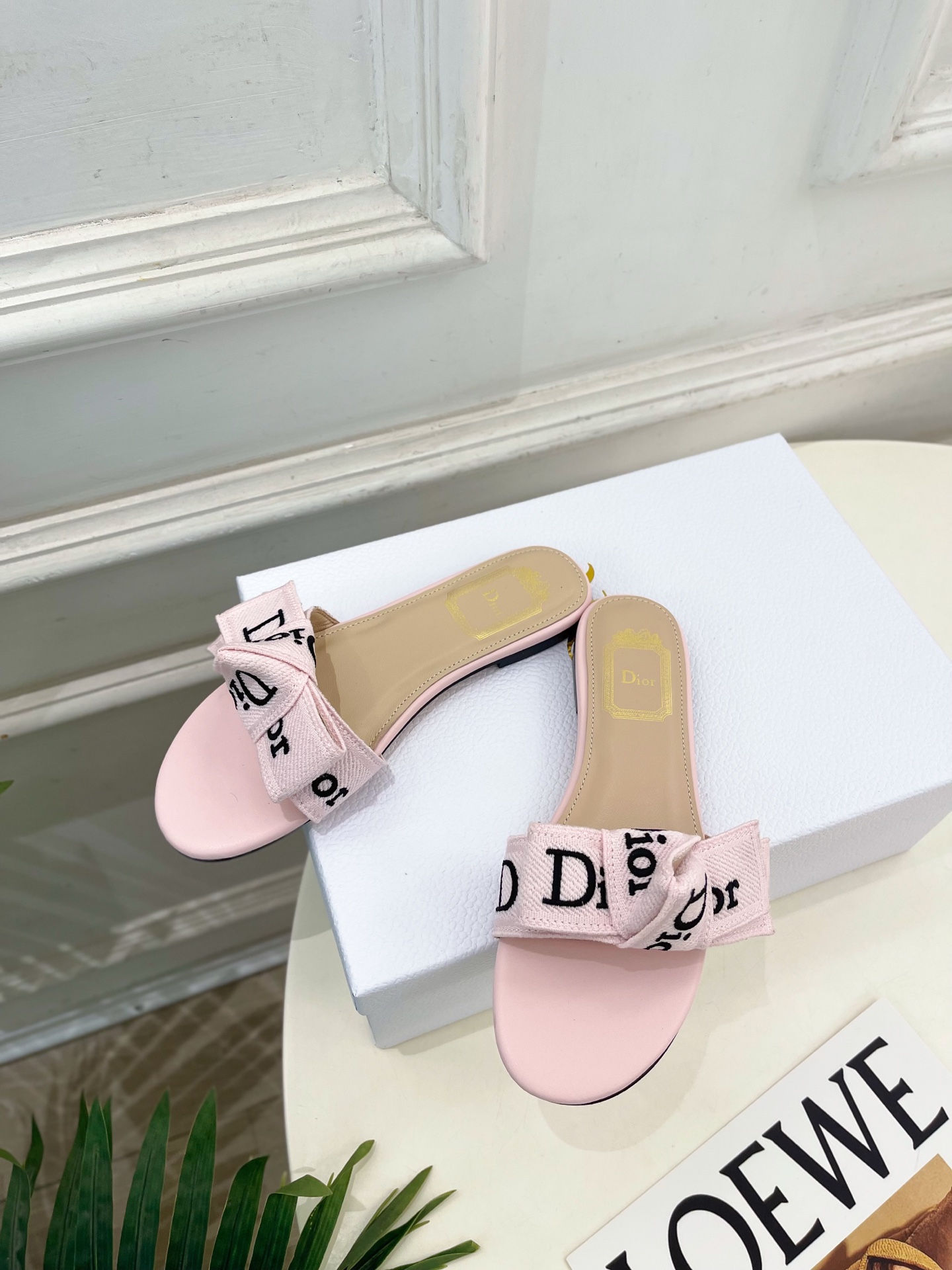 Dior |  迪奥  26𝐬𝐬 🧡💚2026春夏新品 顶级版本⚠️专柜主打新款  J'Adior刺绣饰