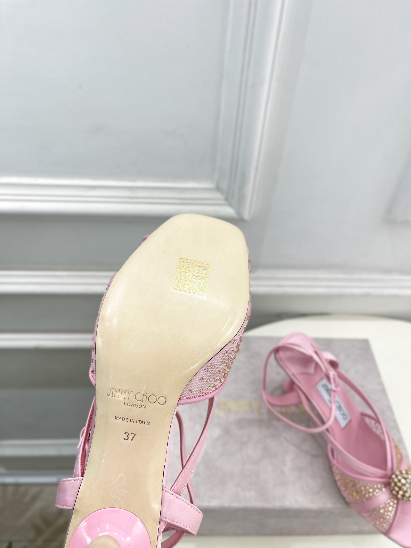 JimmyChoo 吉米周 26𝐬𝐬 ———    ✨ 2026春夏新品 专柜最新JC水钻球网纱高跟凉鞋