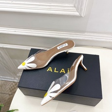 ALAÏA 阿莱亚26𝐬𝐬 2026春夏新品 秀场同款 BLOOM尖头胶片花朵猫跟穆勒鞋——————— ALAÏA 阿莱亚26𝐬𝐬 2026春夏新品 秀场同款 BLOOM尖头胶片花朵猫跟穆勒鞋———————