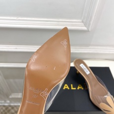 ALAÏA 阿莱亚26𝐬𝐬 2026春夏新品 秀场同款 BLOOM尖头胶片花朵猫跟穆勒鞋——————— ALAÏA 阿莱亚26𝐬𝐬 2026春夏新品 秀场同款 BLOOM尖头胶片花朵猫跟穆勒鞋———————