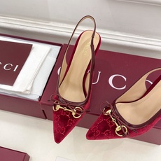 Gucci | 古驰 26𝐬𝐬 ⭐️ G家 主打系列终于面世,狠货值得期待!原有的经典 创造新设计 Gucci | 古驰 26𝐬𝐬 ⭐️ G家 主打系列终于面世,狠货值得期待!原有的经典 创造新设计