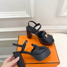 🐎𝐇𝐄𝐑𝐌𝐄* 爱玛仕 26𝐬𝐬 🌈2026春夏新品 专柜新款 金属H扣流苏防水台高跟凉鞋 系列〰鞋面: 🐎𝐇𝐄𝐑𝐌𝐄* 爱玛仕 26𝐬𝐬 🌈2026春夏新品 专柜新款 金属H扣流苏防水台高跟凉鞋 系列〰鞋面: