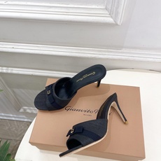 Gianvito Rossi|吉安维托·罗西 26𝐬𝐬2026春夏新品 GR亚麻编织蝴蝶结平底 高跟拖 Gianvito Rossi|吉安维托·罗西 26𝐬𝐬2026春夏新品 GR亚麻编织蝴蝶结平底 高跟拖