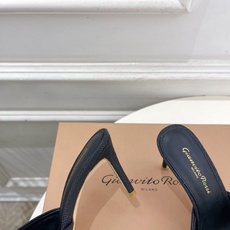 Gianvito Rossi|吉安维托·罗西 26𝐬𝐬2026春夏新品 GR亚麻编织蝴蝶结平底 高跟拖 Gianvito Rossi|吉安维托·罗西 26𝐬𝐬2026春夏新品 GR亚麻编织蝴蝶结平底 高跟拖