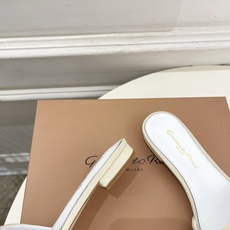 Gianvito Rossi|吉安维托·罗西 26𝐬𝐬2026春夏新品 GR亚麻编织蝴蝶结平底 高跟拖 Gianvito Rossi|吉安维托·罗西 26𝐬𝐬2026春夏新品 GR亚麻编织蝴蝶结平底 高跟拖