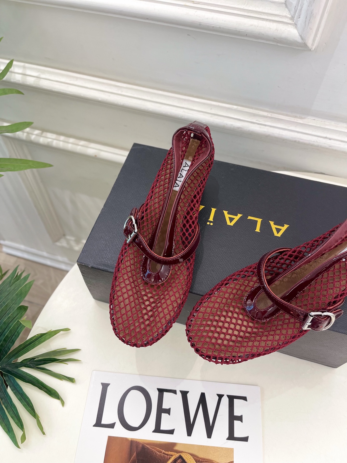 ALAÏA 阿莱亚26𝐬𝐬 2026春夏新品 秀场同款 渔网镂空粗跟玛丽珍鞋—————————Alaï ALAÏA 阿莱亚26𝐬𝐬 2026春夏新品 秀场同款 渔网镂空粗跟玛丽珍鞋—————————Alaï