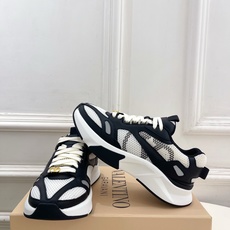Valentino 华伦天奴 26𝐬𝐬2026春夏新品 DEMIVEE 网眼织物男士休闲运动鞋 上新☑️ Valentino 华伦天奴 26𝐬𝐬2026春夏新品 DEMIVEE 网眼织物男士休闲运动鞋 上新☑️