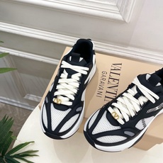 Valentino 华伦天奴 26𝐬𝐬2026春夏新品 DEMIVEE 网眼织物男士休闲运动鞋 上新☑️ Valentino 华伦天奴 26𝐬𝐬2026春夏新品 DEMIVEE 网眼织物男士休闲运动鞋 上新☑️