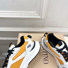 Valentino 华伦天奴 26𝐬𝐬2026春夏新品 DEMIVEE 网眼织物男士休闲运动鞋 上新☑️ Valentino 华伦天奴 26𝐬𝐬2026春夏新品 DEMIVEE 网眼织物男士休闲运动鞋 上新☑️