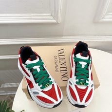 Valentino 华伦天奴 26𝐬𝐬2026春夏新品 DEMIVEE 网眼织物男士休闲运动鞋 上新☑️ Valentino 华伦天奴 26𝐬𝐬2026春夏新品 DEMIVEE 网眼织物男士休闲运动鞋 上新☑️