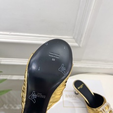 Balmain巴尔曼 代购级别⚠️2026春夏新品 经典金属钻扣猫跟拖鞋—————————顶级奢侈品牌 Balmain巴尔曼 代购级别⚠️2026春夏新品 经典金属钻扣猫跟拖鞋—————————顶级奢侈品牌