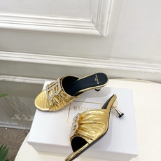 Balmain巴尔曼 代购级别⚠️2026春夏新品 经典金属钻扣猫跟拖鞋—————————顶级奢侈品牌 Balmain巴尔曼 代购级别⚠️2026春夏新品 经典金属钻扣猫跟拖鞋—————————顶级奢侈品牌