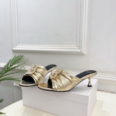 Balmain巴尔曼 代购级别⚠️2026春夏新品 经典金属钻扣猫跟拖鞋—————————顶级奢侈品牌 Balmain巴尔曼 代购级别⚠️2026春夏新品 经典金属钻扣猫跟拖鞋—————————顶级奢侈品牌