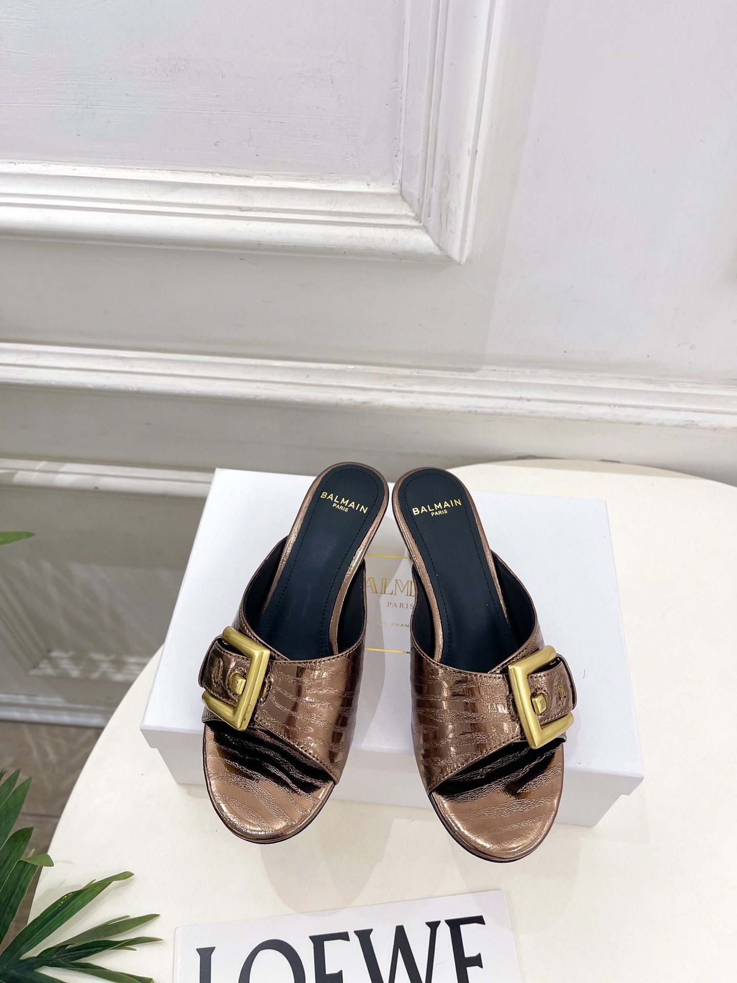 Balmain巴尔曼 代购级别⚠️2026春夏新品 经典金属皮带扣猫跟拖鞋—————————顶级奢侈品牌