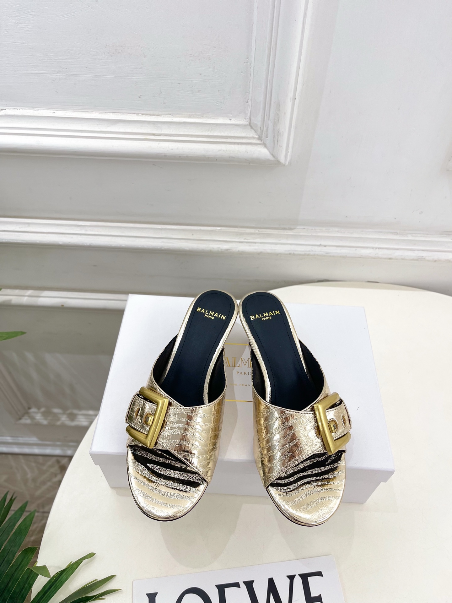 Balmain巴尔曼 代购级别⚠️2026春夏新品 经典金属皮带扣猫跟拖鞋—————————顶级奢侈品牌