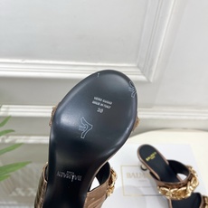Balmain巴尔曼 代购级别⚠️2026春夏新品 经典金属链条猫跟拖鞋—————————顶级奢侈品牌 Balmain巴尔曼 代购级别⚠️2026春夏新品 经典金属链条猫跟拖鞋—————————顶级奢侈品牌