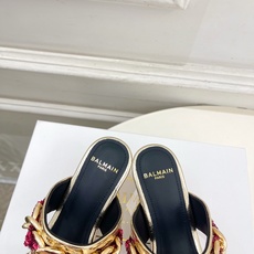 Balmain巴尔曼 代购级别⚠️2026春夏新品 经典金属链条猫跟拖鞋—————————顶级奢侈品牌 Balmain巴尔曼 代购级别⚠️2026春夏新品 经典金属链条猫跟拖鞋—————————顶级奢侈品牌