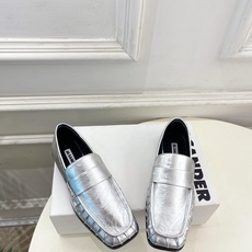 Jil Sander(吉尔·桑达)2026 春夏新品 JD极简复古褶皱方头乐福鞋————————JS作为 Jil Sander(吉尔·桑达)2026 春夏新品 JD极简复古褶皱方头乐福鞋————————JS作为