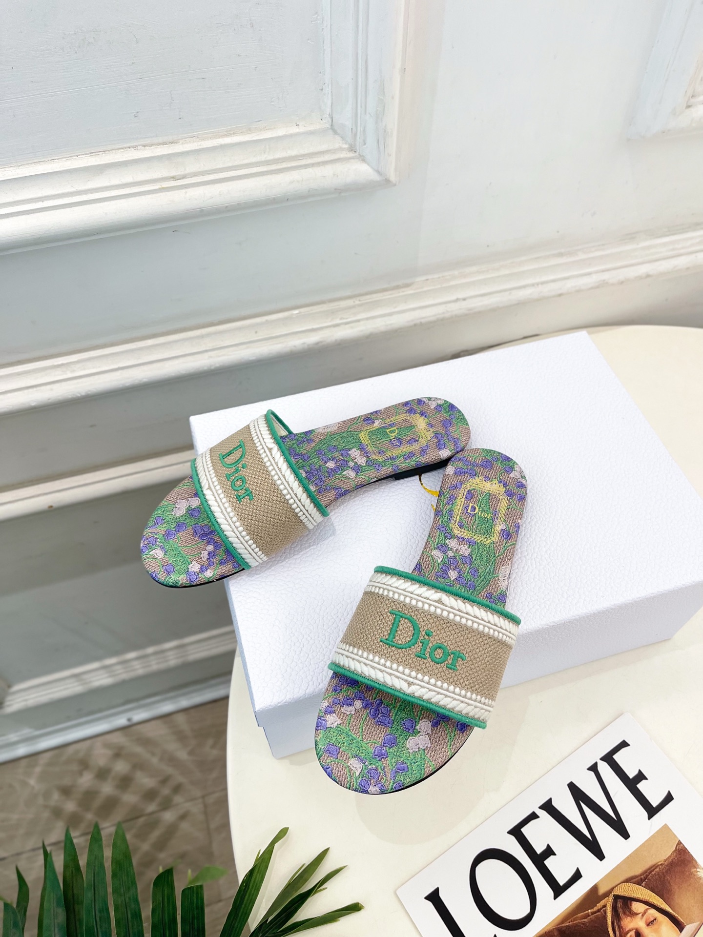 Dior |  迪奥  26𝐬𝐬 🧡💚2026春夏新品 顶级版本⚠️专柜主打新款 经典Dway刺绣花卉图