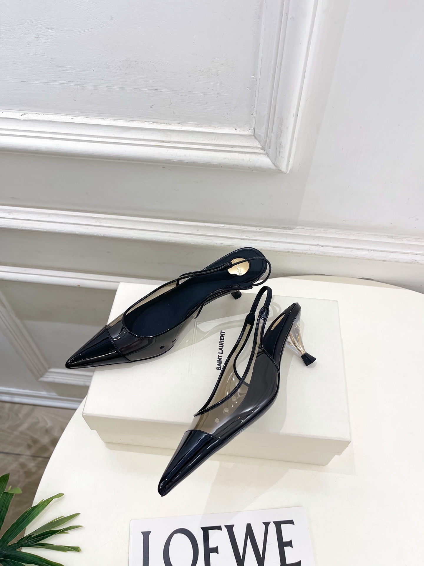 SAIN*LAURENT  圣罗兰 26𝐬𝐬2026春夏新品YSL胶片拼色后空猫跟凉鞋 上新☑️————