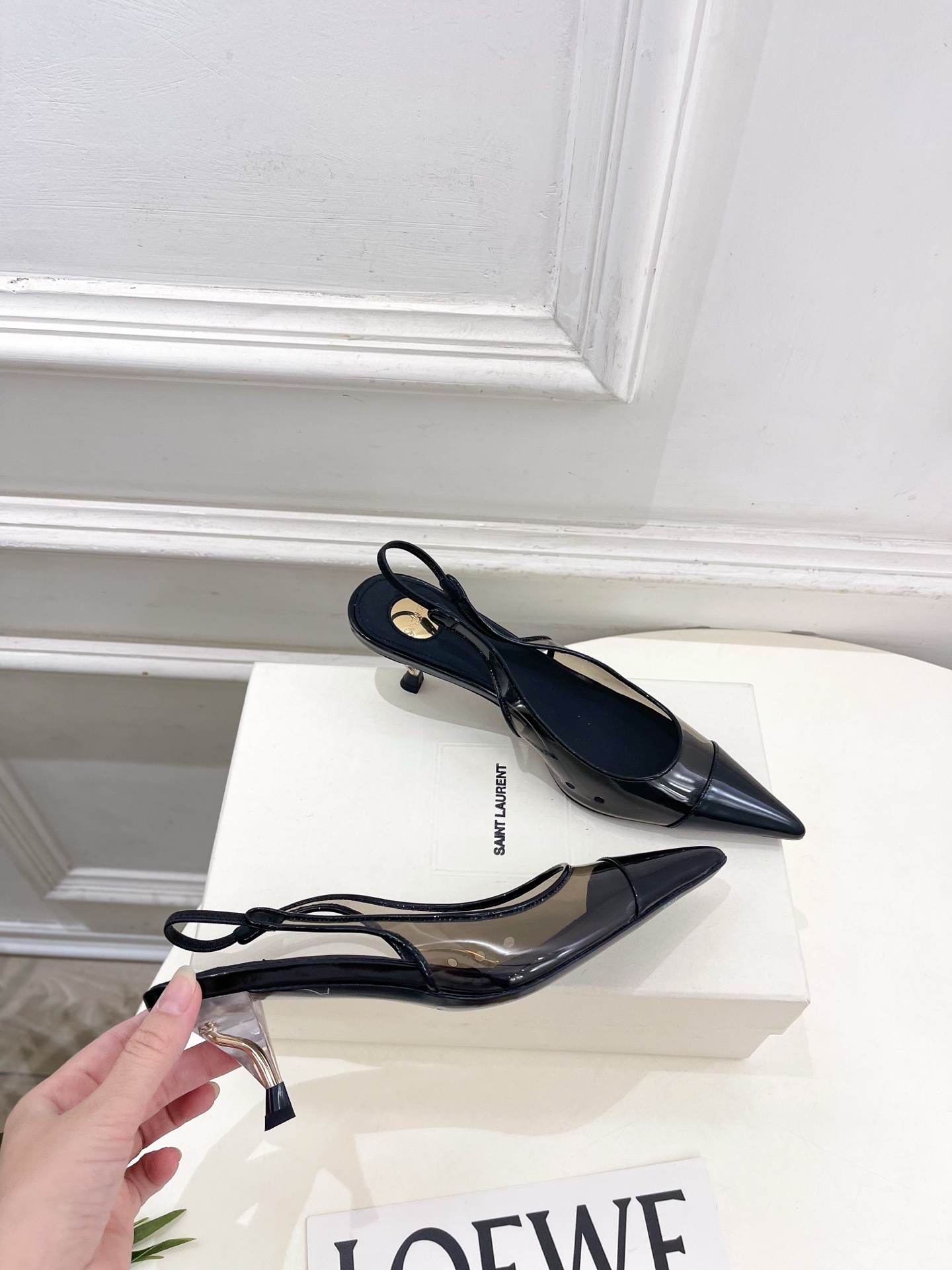 SAIN*LAURENT  圣罗兰 26𝐬𝐬2026春夏新品YSL胶片拼色后空猫跟凉鞋 上新☑️————