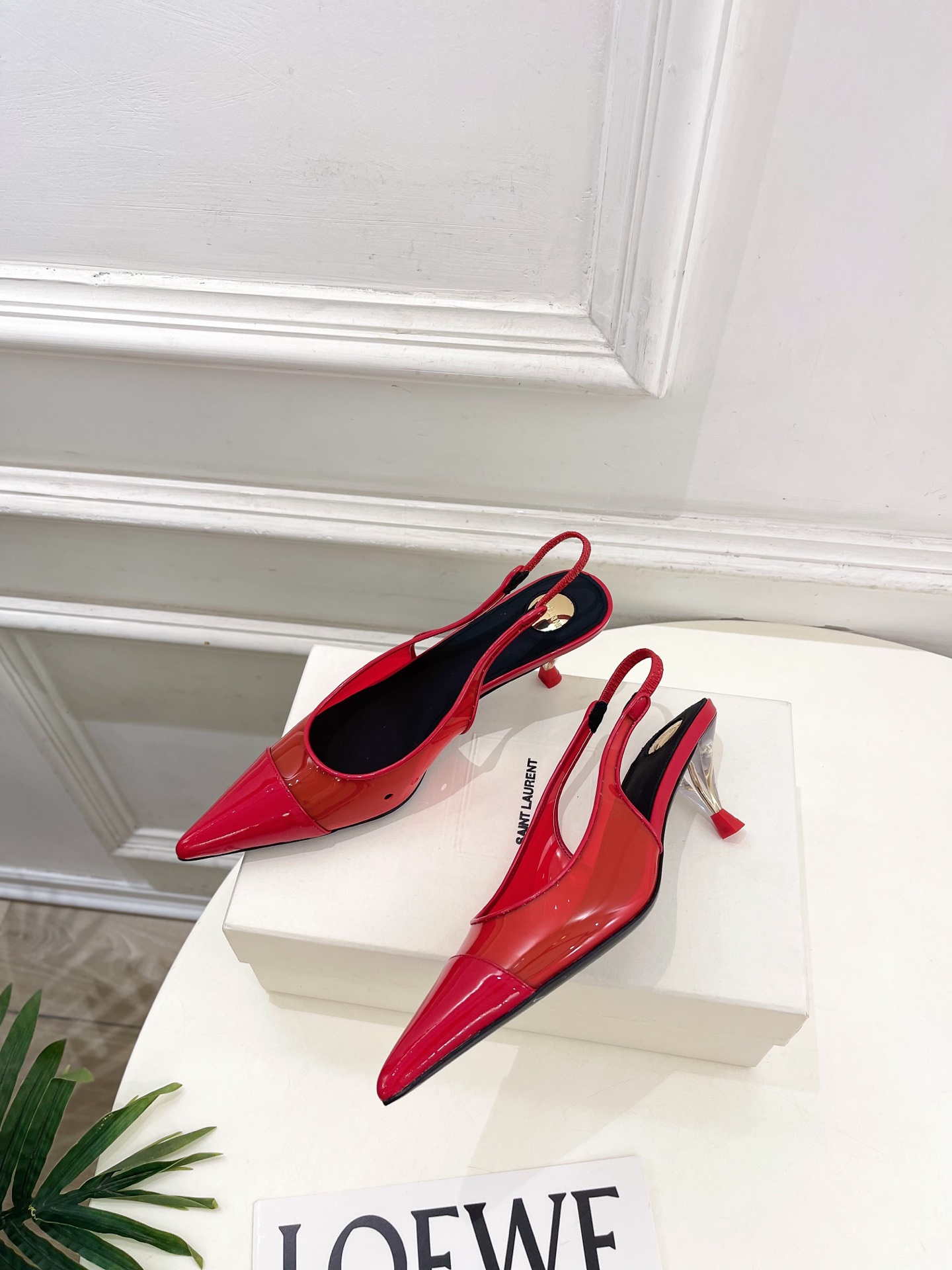 SAIN*LAURENT  圣罗兰 26𝐬𝐬2026春夏新品YSL胶片拼色后空猫跟凉鞋 上新☑️————