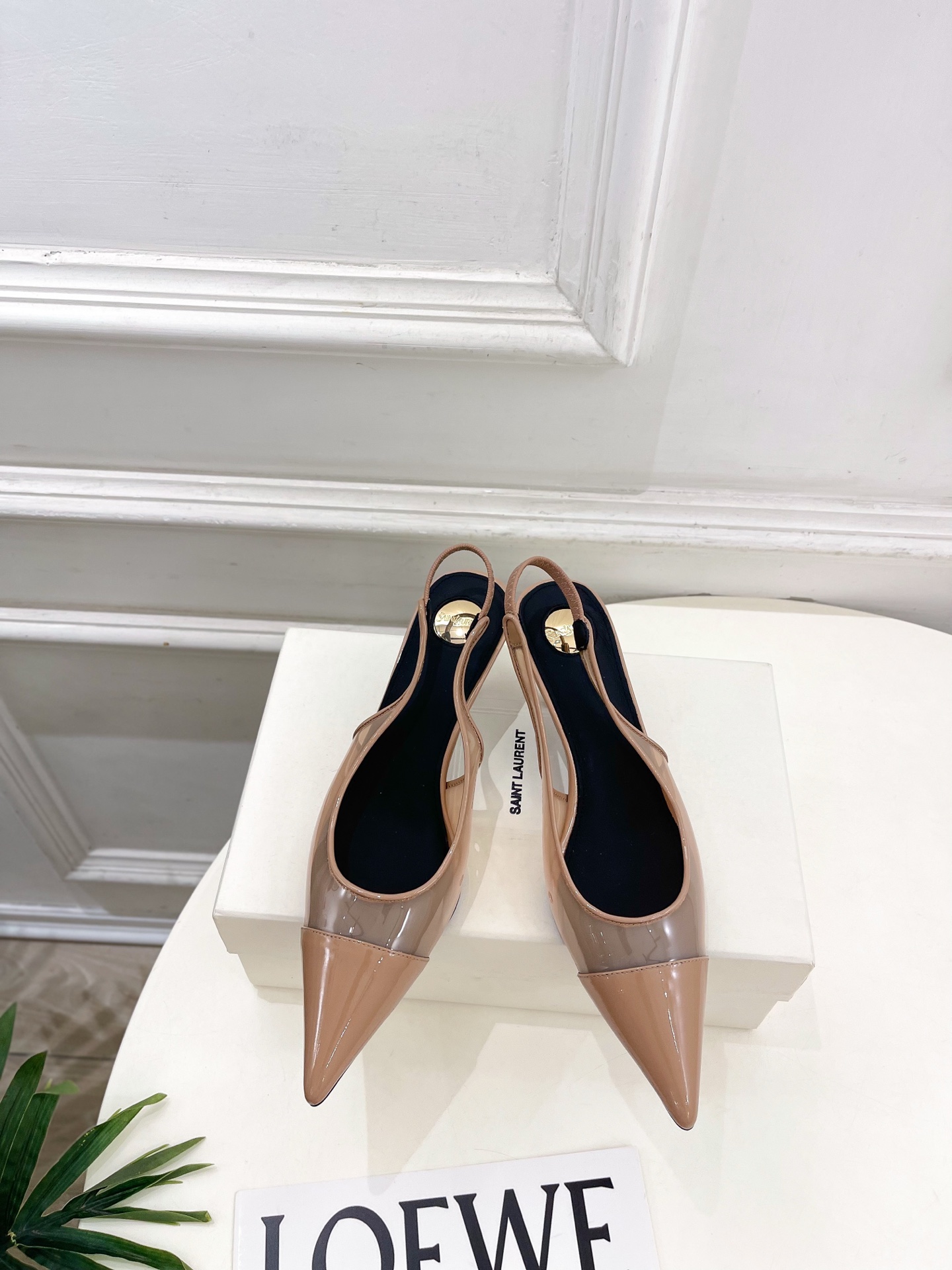 SAIN*LAURENT  圣罗兰 26𝐬𝐬2026春夏新品YSL胶片拼色后空猫跟凉鞋 上新☑️————