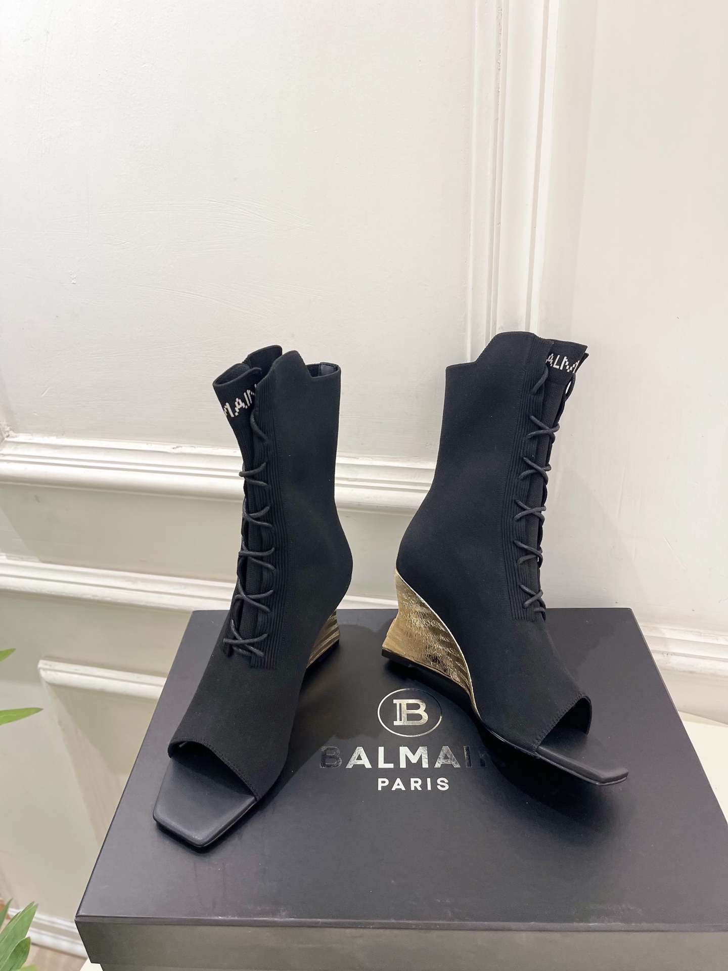 Balmain巴尔曼 代购级别⚠️2026春夏新品 经典针织弹力坡跟方头鱼嘴袜子靴—————————顶级 Balmain巴尔曼 代购级别⚠️2026春夏新品 经典针织弹力坡跟方头鱼嘴袜子靴—————————顶级