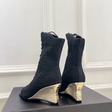 Balmain巴尔曼 代购级别⚠️2026春夏新品 经典针织弹力坡跟方头鱼嘴袜子靴—————————顶级 Balmain巴尔曼 代购级别⚠️2026春夏新品 经典针织弹力坡跟方头鱼嘴袜子靴—————————顶级