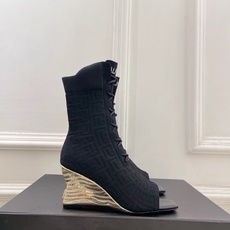Balmain巴尔曼 代购级别⚠️2026春夏新品 经典针织弹力坡跟方头鱼嘴袜子靴—————————顶级 Balmain巴尔曼 代购级别⚠️2026春夏新品 经典针织弹力坡跟方头鱼嘴袜子靴—————————顶级